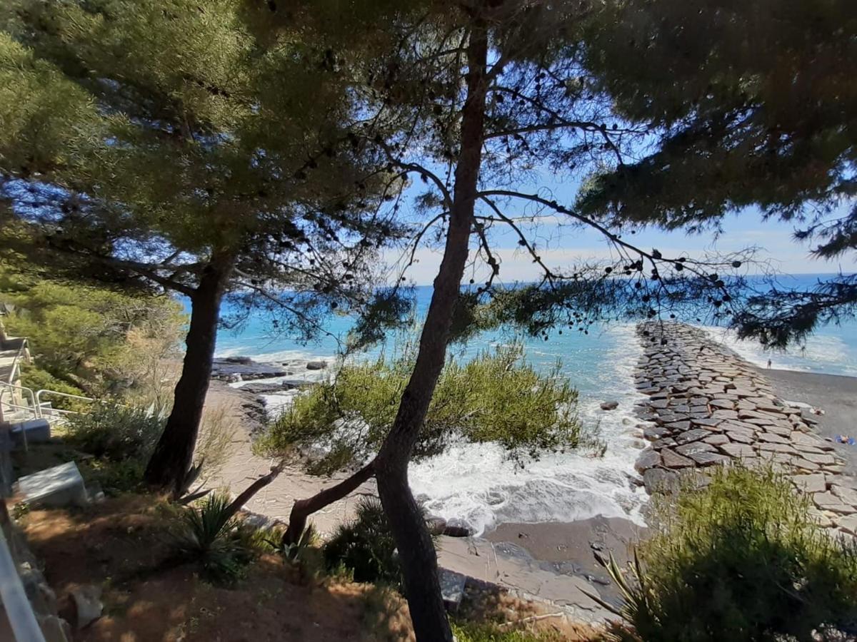 Appartamento Nel Borgo Con Splendida Vista Sul Mare Cervo Bagian luar foto